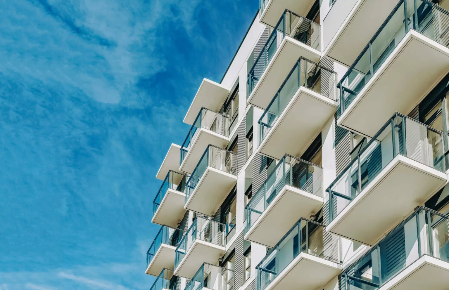 Apartment Lifestyle In Navigating Urban Spaces.